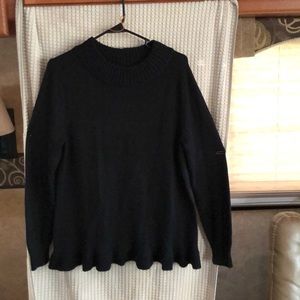Old Navy black sweater size L